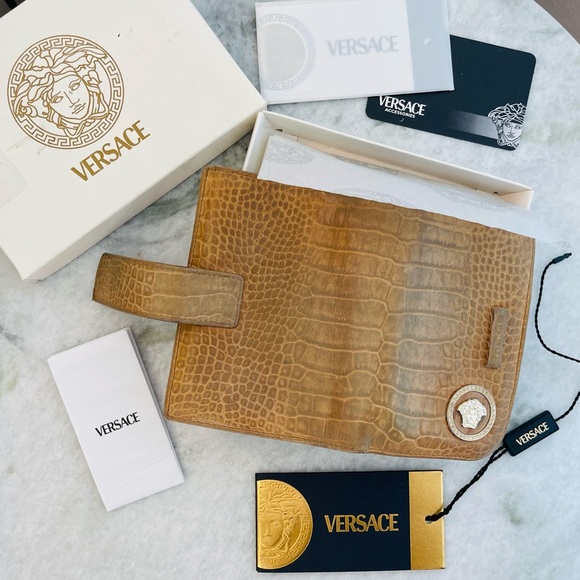 Versace Wallet - Picture 6 of 15